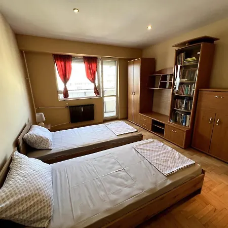 For You, 2-bedroom Appartamento Burgas