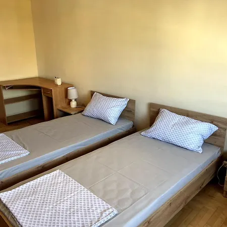 For You, 2-bedroom Appartamento Burgas